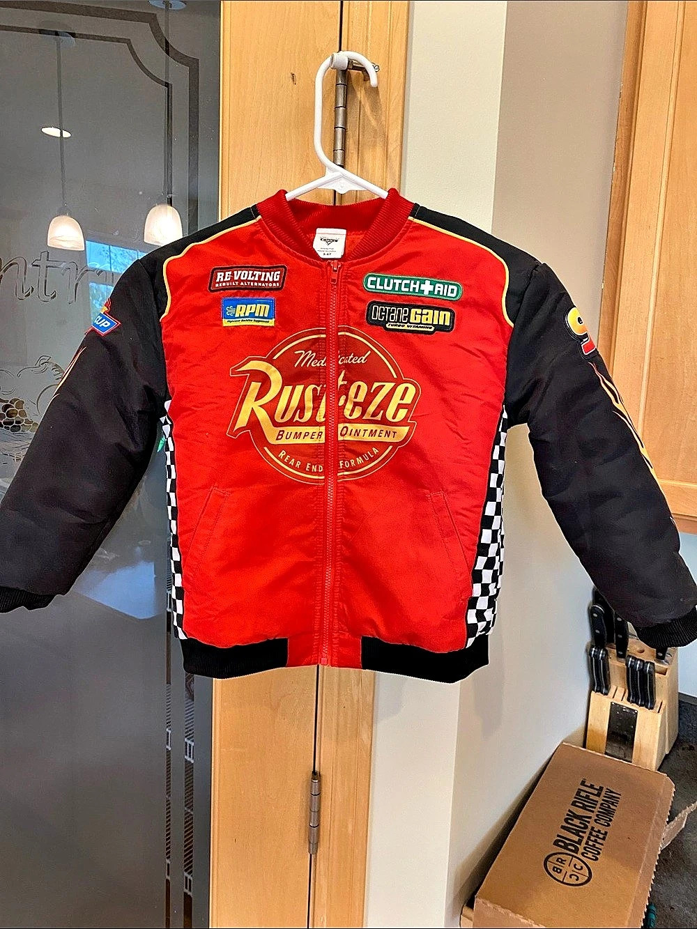 Disney Pixar Lightning McQueen Rust-eze Racing Jacket Boys 5T-6T